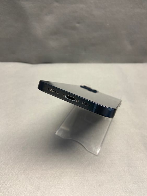 ������š������ǡ�SIM�ե꡼��iPhone13 128GB �ߥåɥʥ��ȿ�