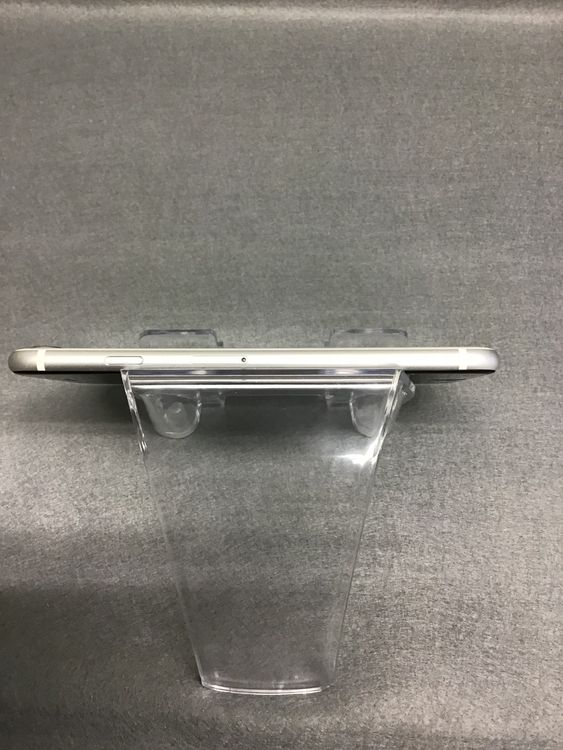 ���� ������ SIM�ե꡼��iPhoneSE2  256GB  �ۥ磻�ȿ�