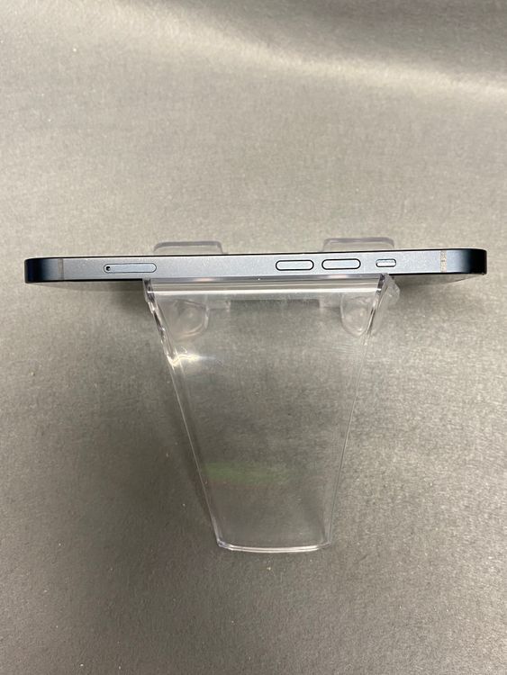 ���ʡ������ǡ�SIM�ե꡼��iPhone13 128GB �ߥåɥʥ��ȿ�