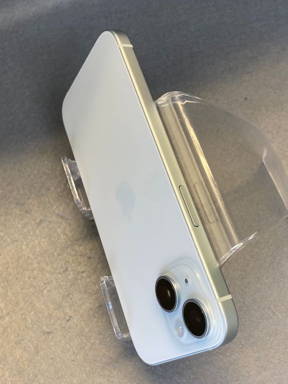 ���� Apple���ȥ��� SIM�ե꡼ iPhone15 128GB �֥롼��
