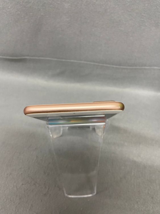 ������ʡ������ǡ�SIM�ե꡼��iPhone8 Plus 64GB ������ɿ�