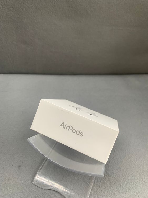 ����̤���� AirPods ��4���� MXP63J/A �ۥ磻�ȿ�