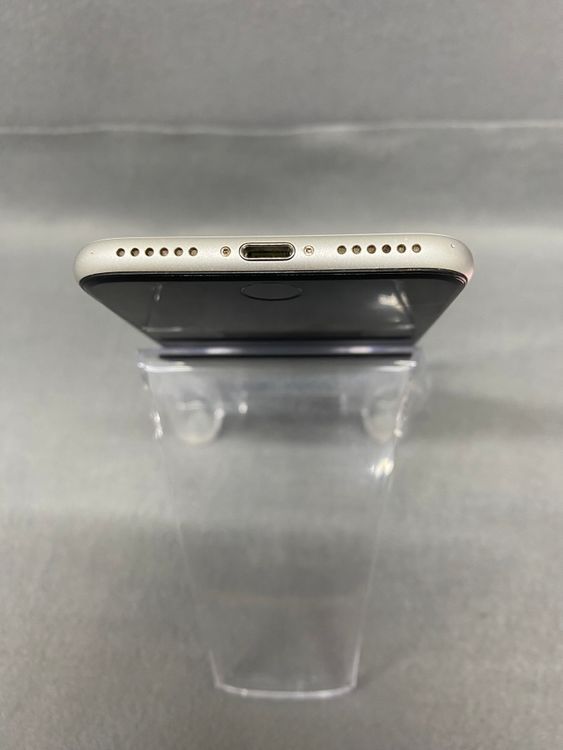 ���� ������ SIM�ե꡼ iPhoneSE �裲���� 128GB �ۥ磻�ȿ�