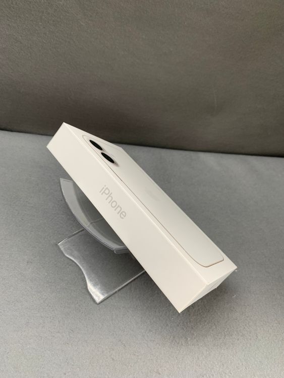 ����̤���� Apple���ȥ��� SIM�ե꡼ iPhone17 256GB �ۥ磻�ȿ�