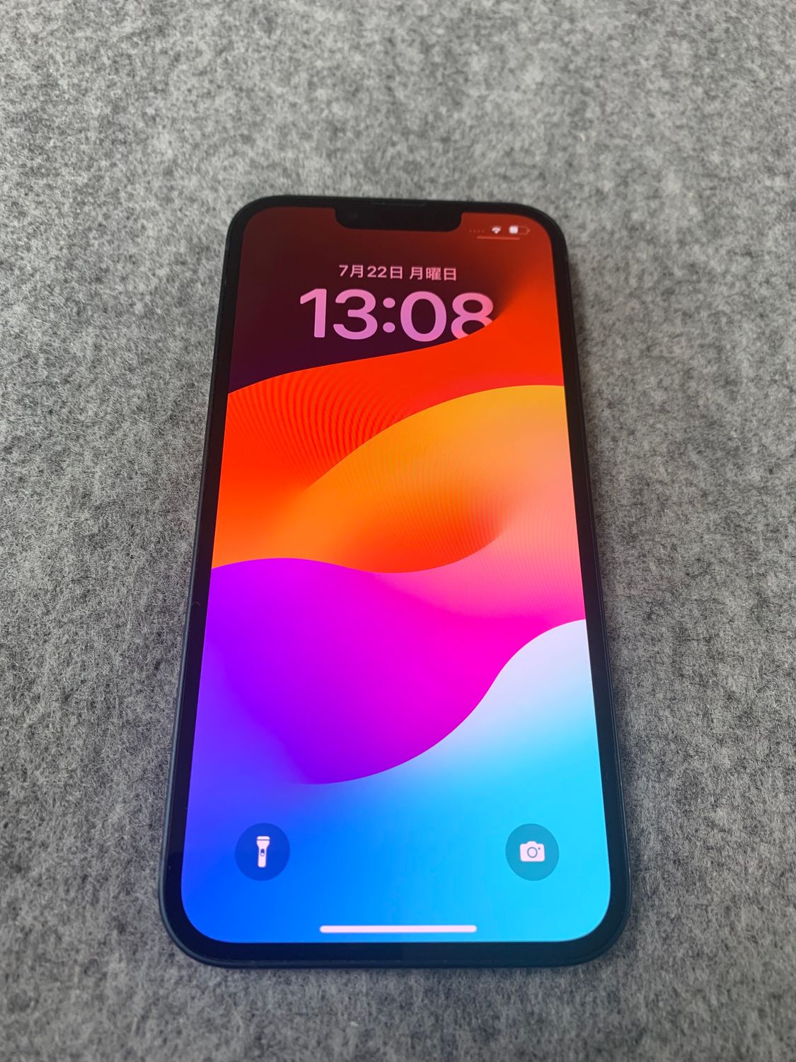 ムスビー｜美品 国内版 SIMフリー iPhone13 128GB ミッドナイト