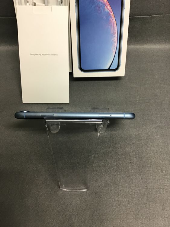���� ������ SIM�ե꡼iPhoneXR  64GB �֥롼��