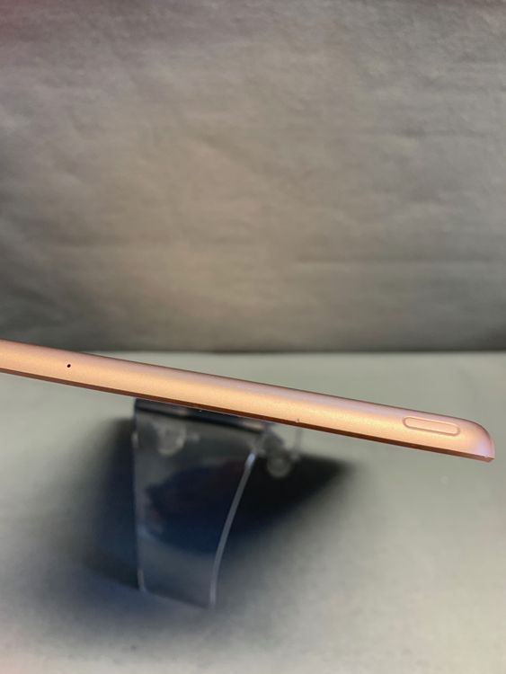 ���� iPad ��8���� 10.2����� 128GB WiFi�� ������ɿ�