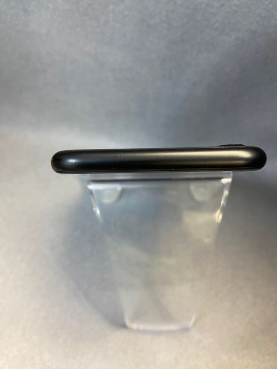 ���� ������ SIM�ե꡼ iPhone SE ��2���塡256GB �֥�å���