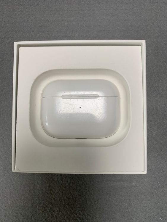   AirPods 1 MWP22J/A