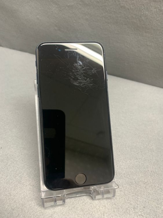 ������� ������ SIM�ե꡼ iPhoneSE ��3���� 128GB �ߥåɥʥ��ȿ�