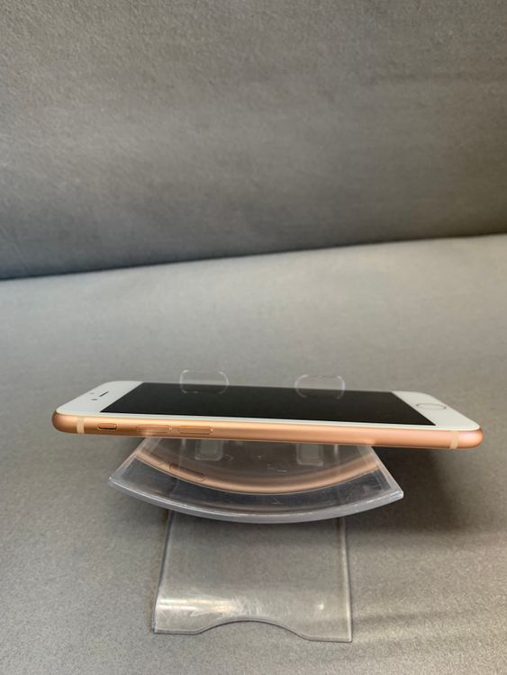 Ķ���� ������ SIM�ե꡼ iPhone8 64GB ������ɿ�
