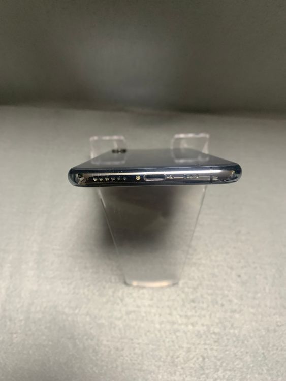 ���� ������ SIM�ե꡼ iPhoneXS 64GB ���ڡ������졼��