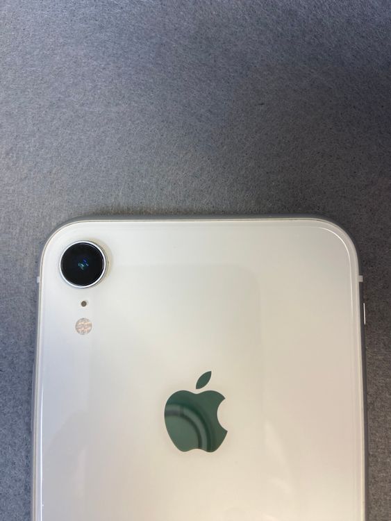 ���� ������ SIM�ե꡼ iPhone XR 128GB �ۥ磻�ȿ�