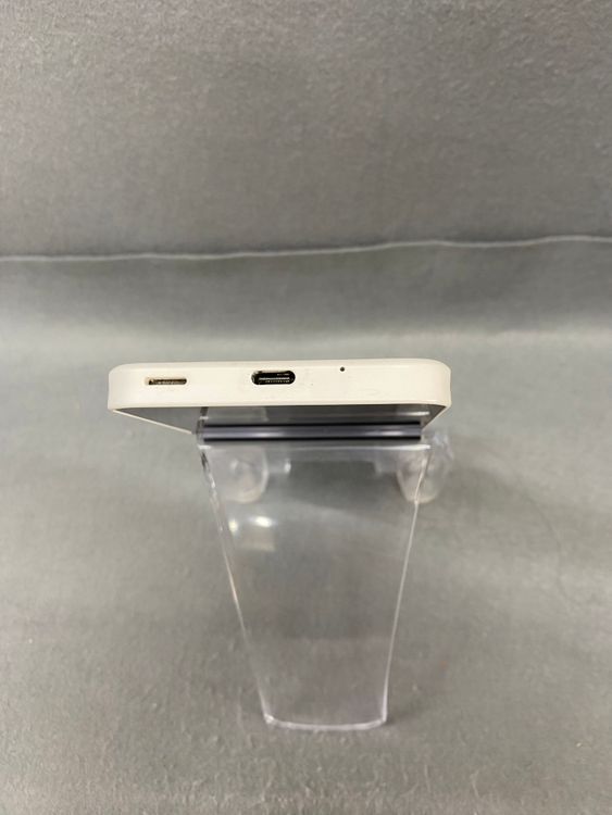 Ķ���ʡ������ǡ�SIM�ե꡼�� AQUOS wish3��64GB ������С���