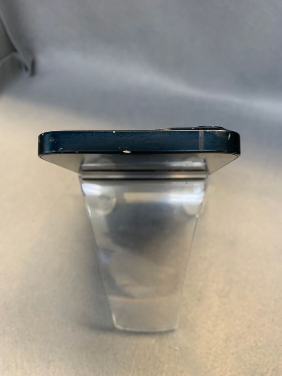 ���ʡ������ǡ�SIM�ե꡼��iPhone13 256GB �֥롼��