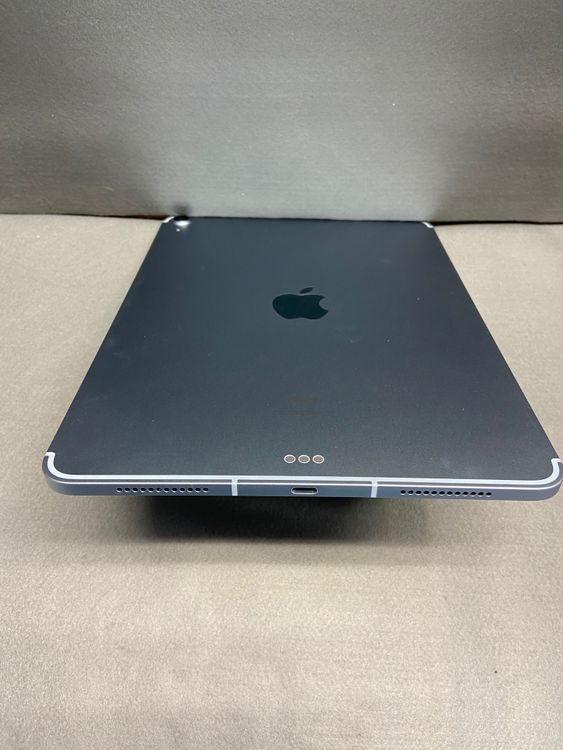 ���� ������ SIM�ե꡼ iPad Air ��4���� 64GB Cellular�� �������֥롼��