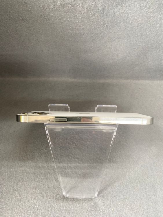 Ķ���� ������ SIM�ե꡼ iPhone12 Pro 128GB �ۥ磻�ȿ�