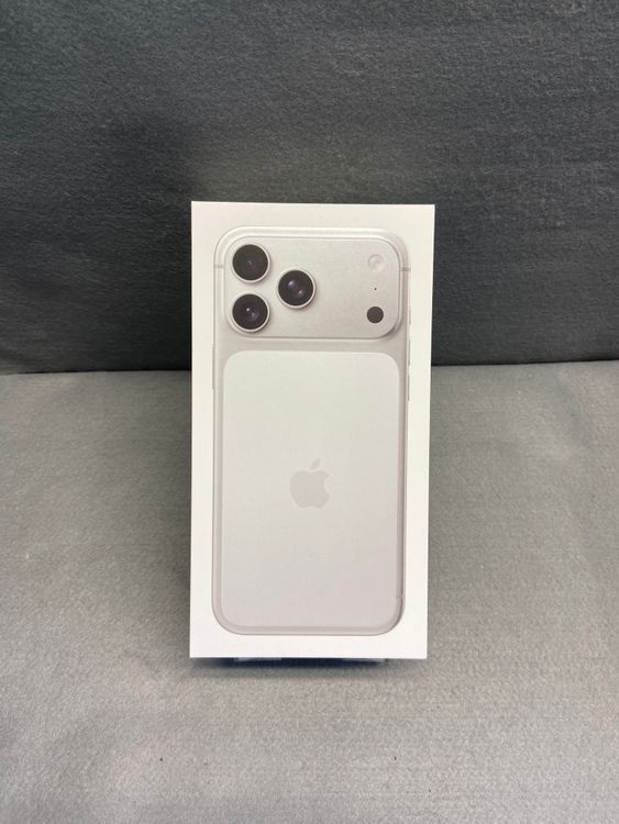 ����̤���� Apple���ȥ��� SIM�ե꡼ iPhone17 Pro Max 256GB