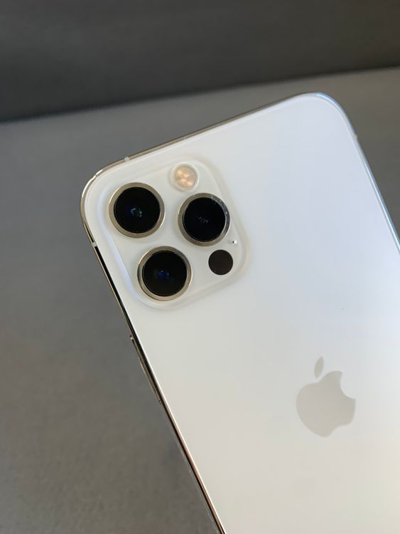 ���� Apple���ȥ��� SIM�ե꡼��iPhone12 Pro 256GB ����С���