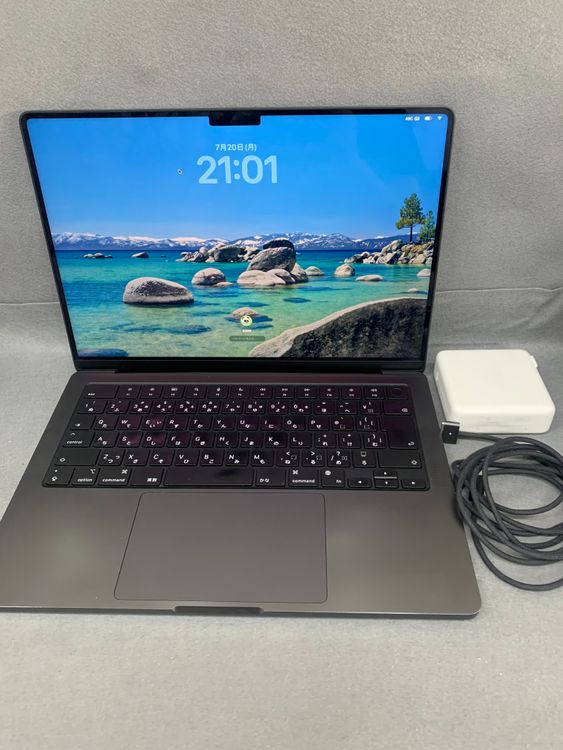 MacBook pro 14�������M3 pro 2023 18GB/1TB