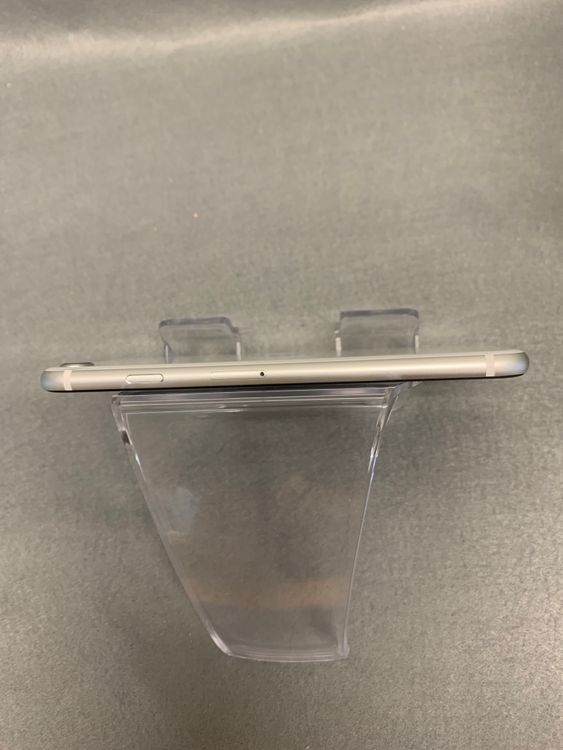 Ķ���ʡ������ǡ�SIM�ե꡼��iPhoneSE��2���� 128GB �ۥ磻�ȿ�