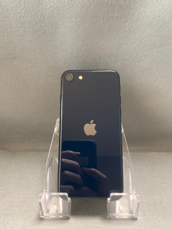   SIMե꡼ iPhoneSE 3 64GB ߥåɥʥȿ