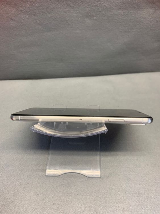 ���ʡ������ǡ�SIM�ե꡼��iPhoneXs Max 512GB ����С���