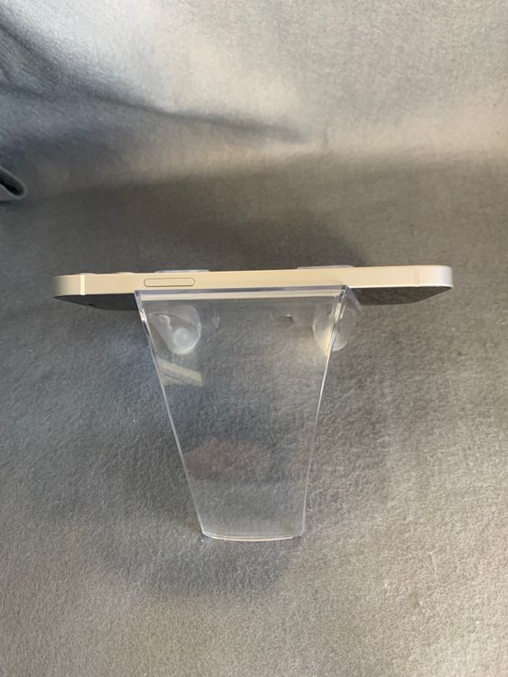 ���ʡ������ǡ�SIM�ե꡼��iPhone12 128GB �ۥ磻�ȿ�