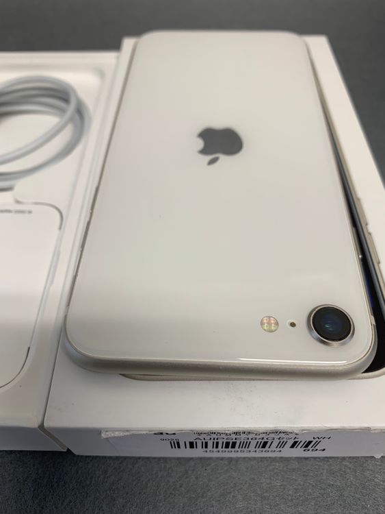 ���ʡ������ǡ�SIM�ե꡼��iPhoneSE ��3���塡 64GB �������饤�ȿ�