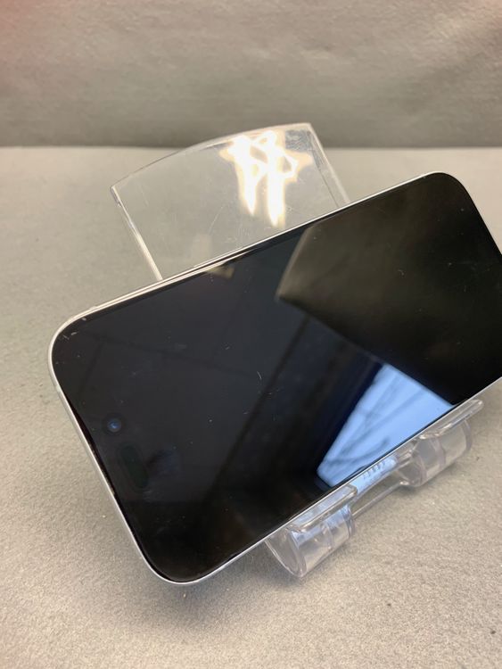 ���ʡ������ǡ�SIM�ե꡼��iPhone15 128GB �֥롼��