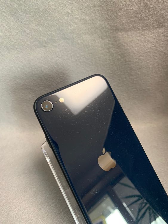   SIMե꡼ iPhoneSE 3 64GB ߥåɥʥȿ