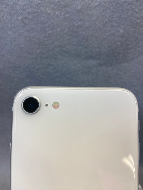 ���ʡ������ǡ�SIM�ե꡼��iPhoneSE����2�塡 64GB���ۥ磻�ȿ�