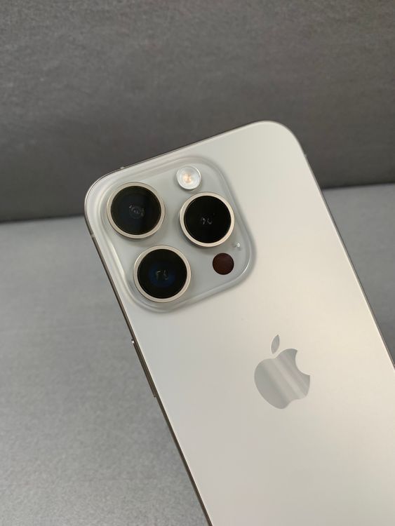 Ķ���� Apple���ȥ��� SIM�ե꡼ iPhone15 Pro 256GB