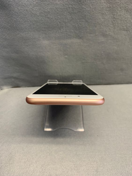 ���� ������ SIM�ե꡼ iPhone8 PLUS 64GB ������ɿ�