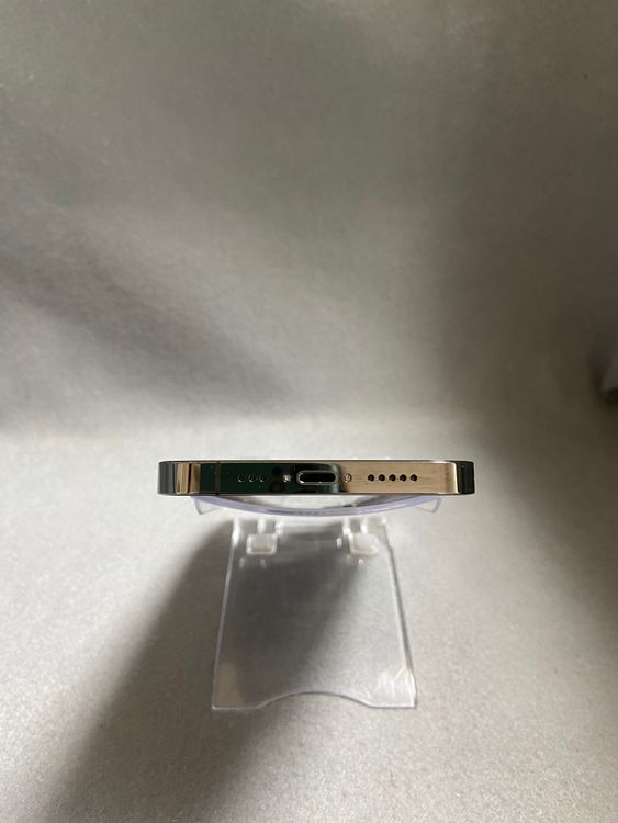 Ķ���� ������ SIM�ե꡼ iPhone12 Pro 128GB ����ե����ȿ�