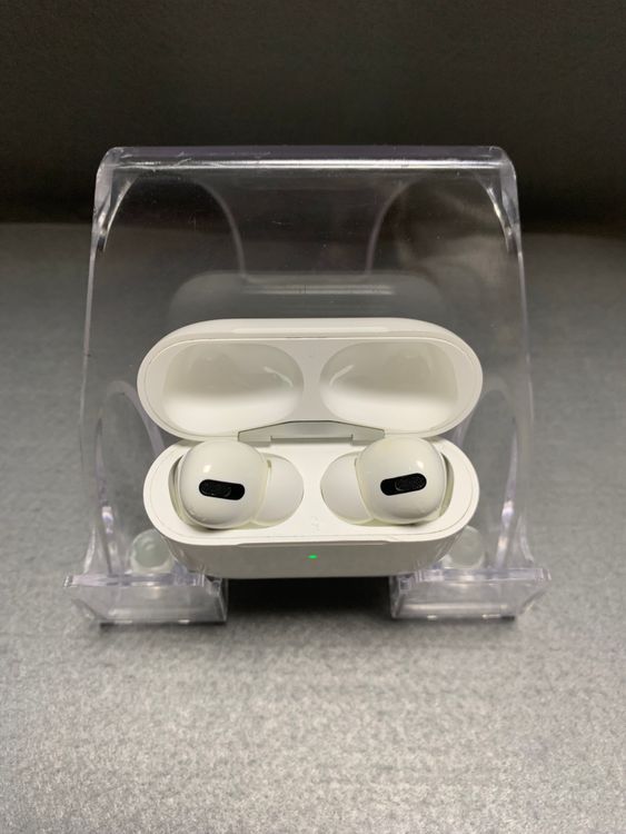 ��������� AirPods Pro ��1���� with MagSafe Charging Case