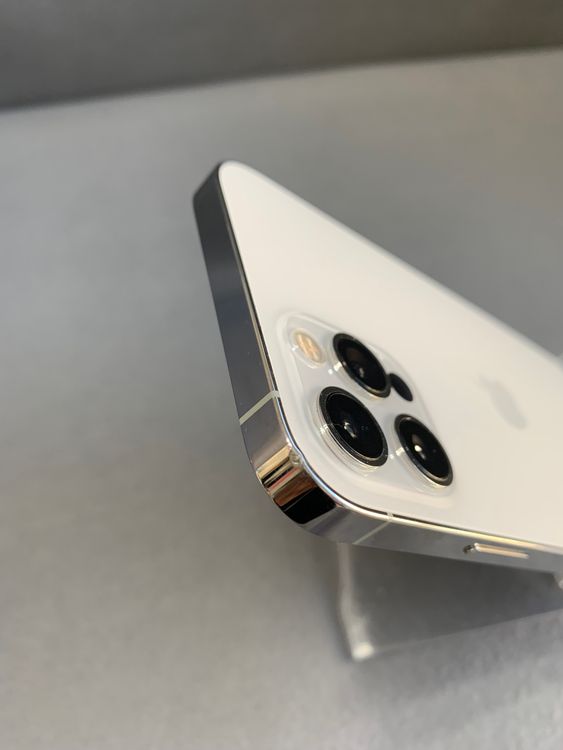 ���� Apple���ȥ��� SIM�ե꡼��iPhone12 Pro 256GB ����С���