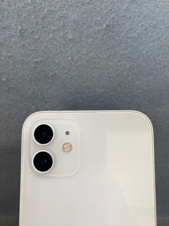 ���ʡ������ǡ�SIM�ե꡼��iPhone12 256GB �ۥ磻�ȿ�