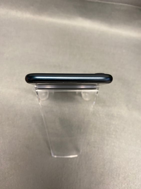 ���ʡ��������ʡ�SIM�ե꡼��iPhone SE�軰���塡64GB �ߥåɥʥ��ȿ�