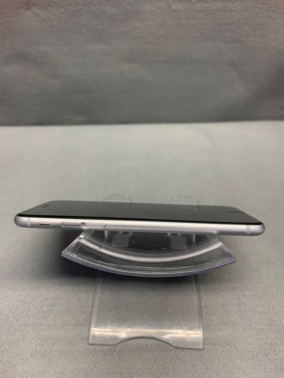 ���ʡ������ǡ�SIM�ե꡼��iPhone��s�� 32GB ���ڡ������쥤��