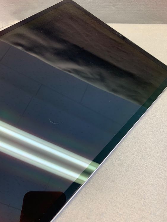 ���� iPad Pro 12.9����� �裴���� 256GB Wi-Fi�� ���ڡ������쥤��
