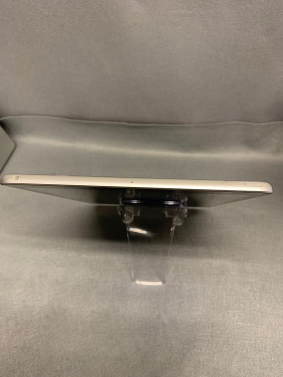 ���ʡ������ǡ�Wi-Fi�ǡ�iPad  ��9���塡 64GB ����С���