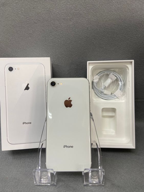 ���ʡ������ǡ�SIM�ե꡼��iPhone8  64GB ����С���