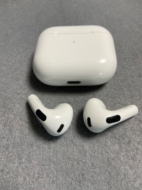   AirPods 3 MacSafe Charging CaseMME73J/A