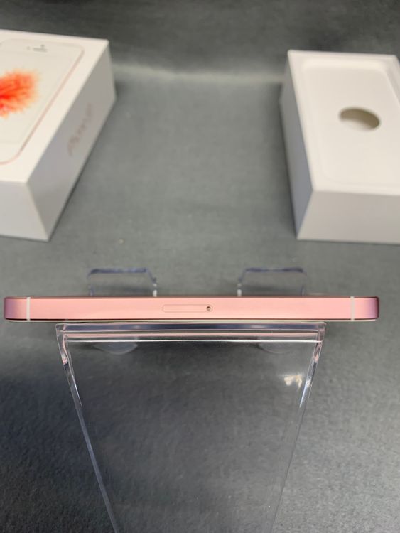 ���ʡ������ǡ�SIM�ե꡼��iPhone SE��������� 64GB ������������ɿ�