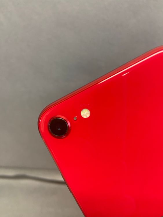���ʡ������ǡ�SIM�ե꡼��iPhoneSE�裲���� ��64GB ����åɿ�