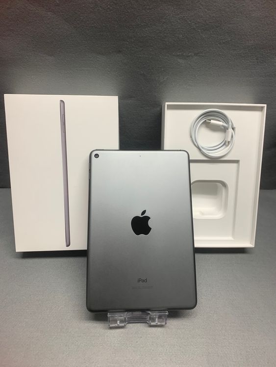 ���ʡ������ǡ�Wi-Fi�ǡ�iPad mini ��5���塡 64GB ���ڡ������쥤��