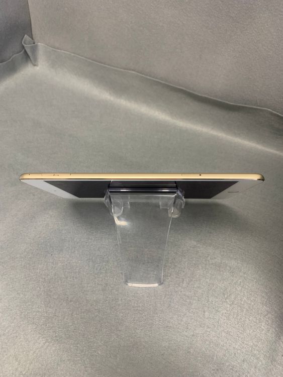 Ķ���� SIM�ե꡼ iPad mini ��4���� 32GB Wi-Fi+Cellular��