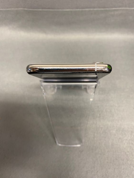 ��š������ǡ�SIM�ե꡼��iPhoneXs 256GB ����С���