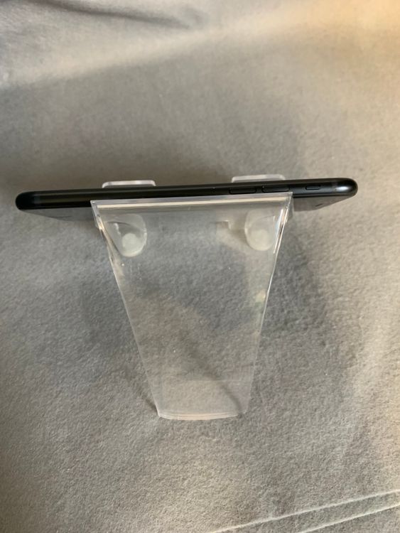 Ķ���ʡ������ǡ�SIM�ե꡼��iPhoneSE �軰���� 64GB �ߥåȥ饤�ȿ�